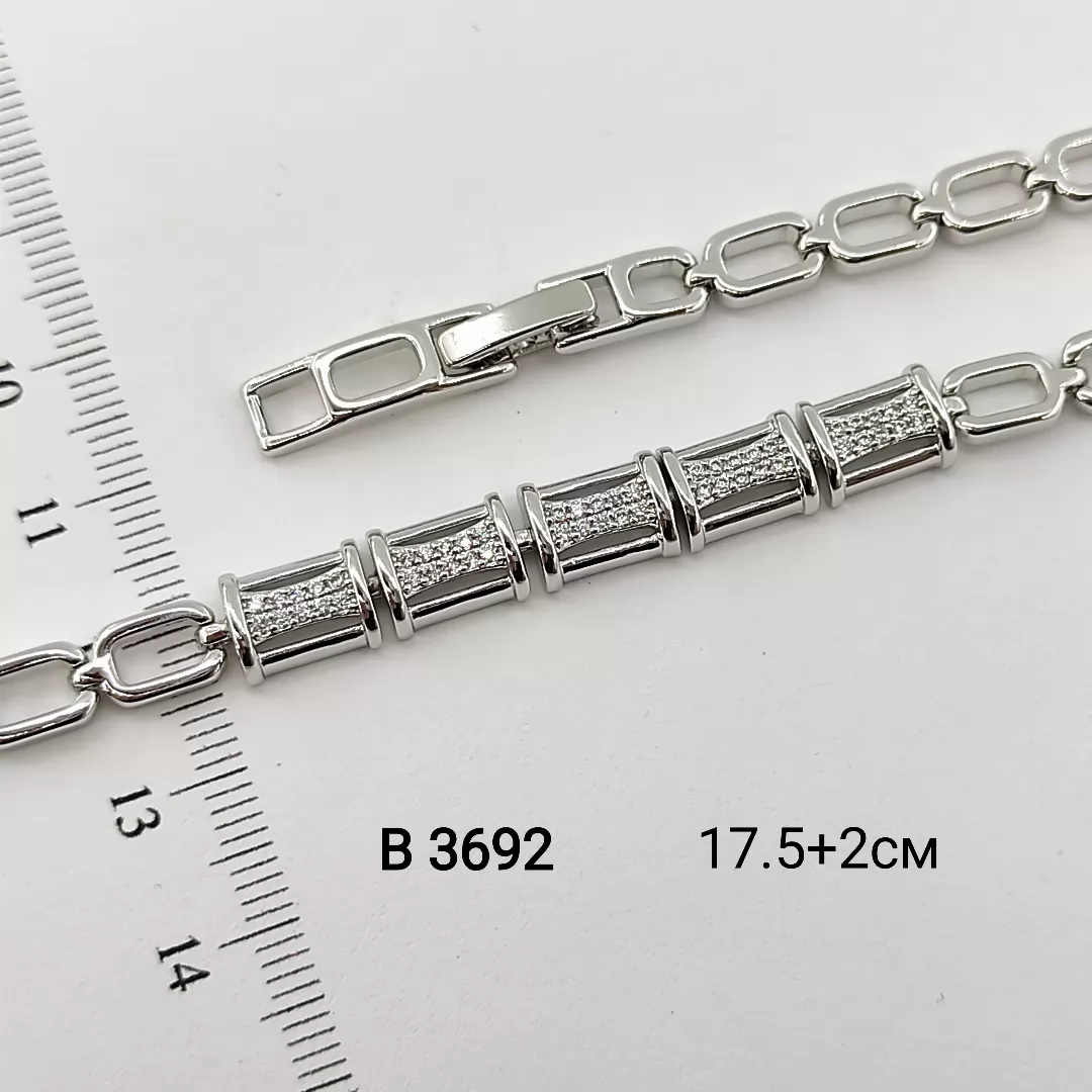 B 3692