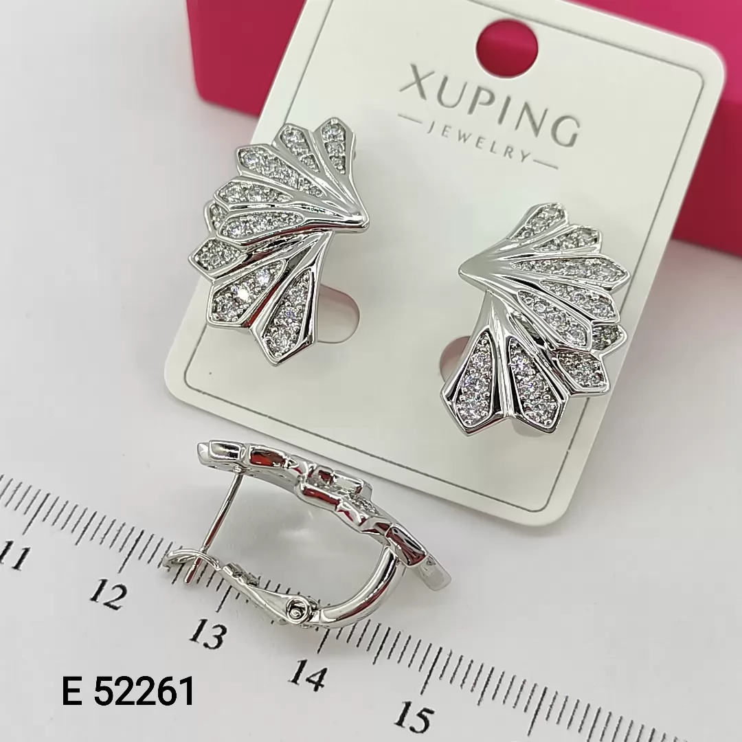 E 52261